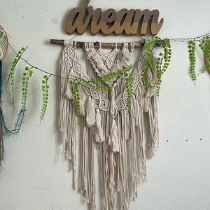 Aesthetic decoration for 5$